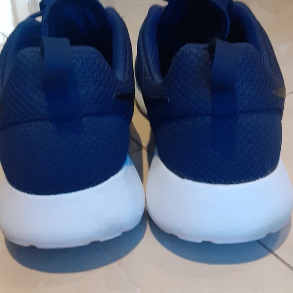 Nike Roche One - Picture 2 of 3